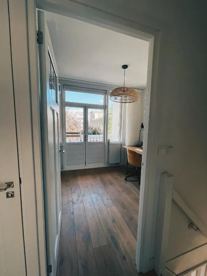 Spacious Designer Duplex Next To Central Park Amsterdam